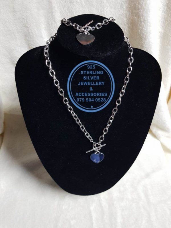 925 sterling Silver Necklace & Bracelt chain Love pendant set  - Stunning!! Price per 1 set consisting of 1 necklace (45cm  ) and 1 bracelet (19 cm  ) All prices excludes national nominal door-to-door delivery fee