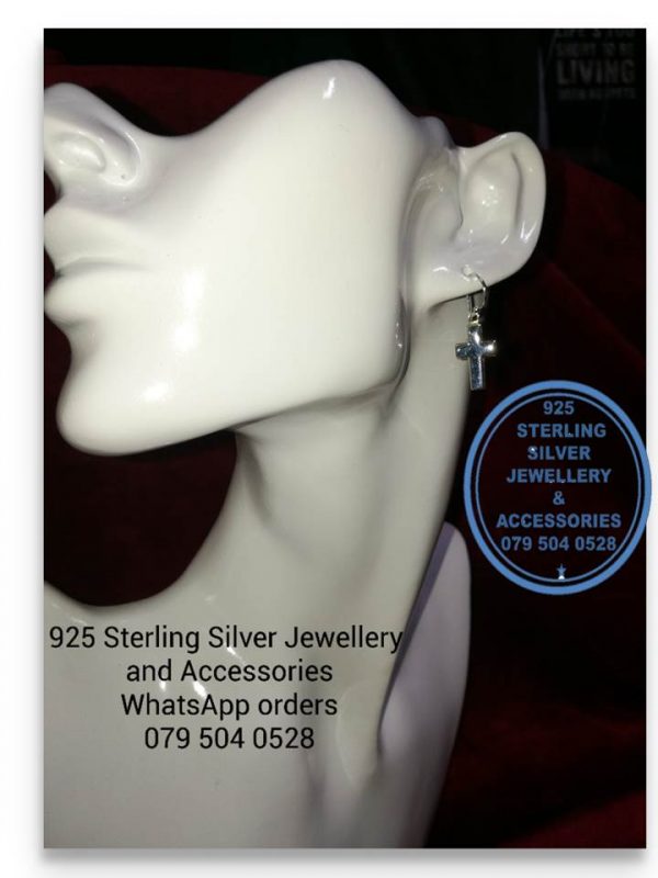 925 sterling Silver Earrings - Cross Dangle  Price per 1 pair of earrings Cross only with out hook and without ear hook is 16 mm top to bottom All prices excludes national nominal door-to-door delivery fee Although some earrings might be similar size price is determined on weight as well as manufacturer although all our products are manufactured from the best quality 925 Sterling Silver.