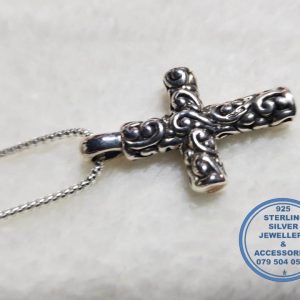 925 sterling Silver Pendant - Showstopper filled cross with filigree  detail  pendant   - Stunning!! Price per 1 pendant Price excludes chain 35mm top to bottom diameter All prices excludes national nominal door-to-door delivery fee