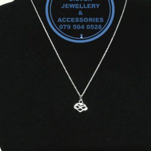 925 Sterling Silver Infinite Love Pendant with 42cm Chain per photo