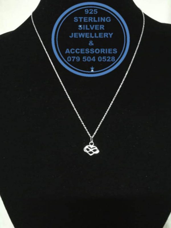 925 Sterling Silver Infinite Love Pendant with 42cm Chain per photo