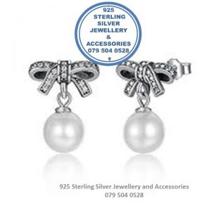 Cubic Detail Freshwater Pearl Sterling Silver Earrings with studs
