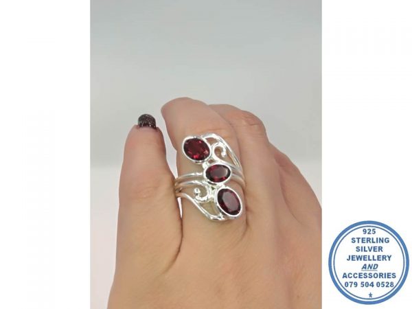 925 Sterling Silver Statement Designers Ring Filigree Twirls with Garnet