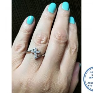 925 Sterling Silver Ring with Cubic Cross Faith in opened bands