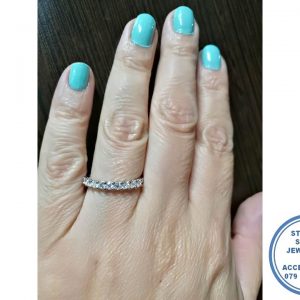 925 Sterling Silver Ring Wedding Band Stack Ring 9 round claw cubics