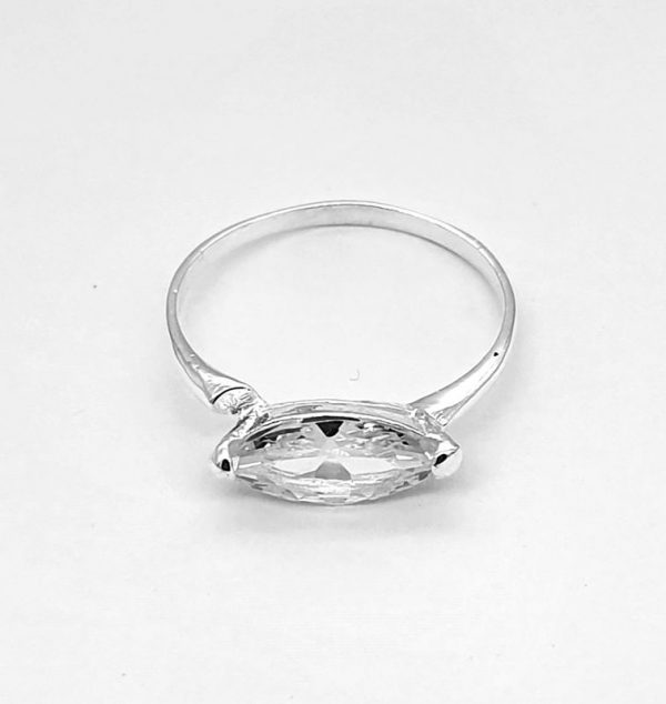 925 Sterling Silver Clear Eye Cubic Zirconia Ring 